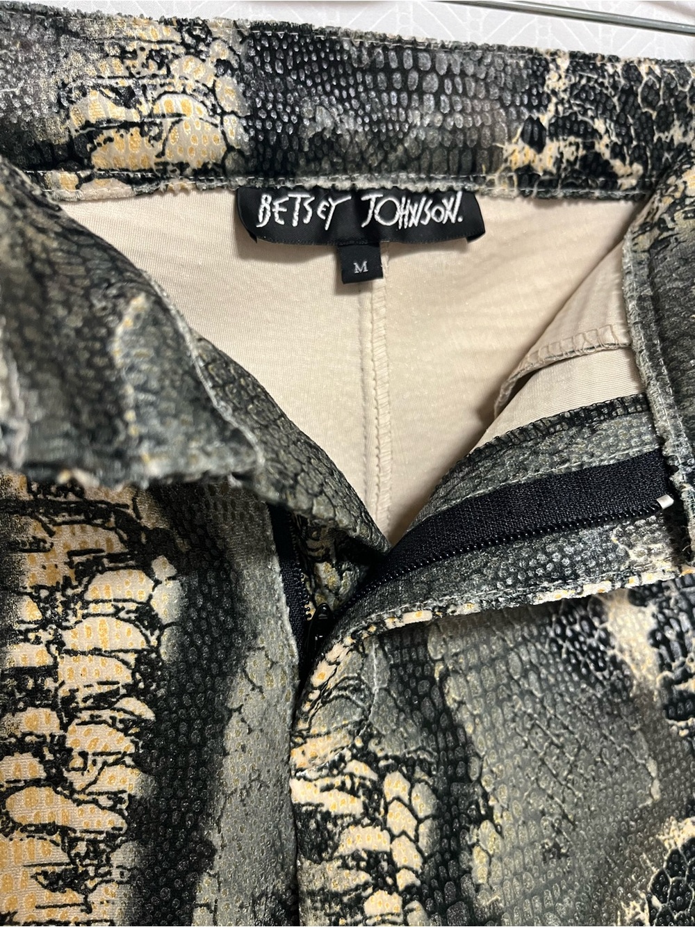 VTG Betsey Johnson Y2K Flocked Velvet Snakeskin Pants M Made in USA Python